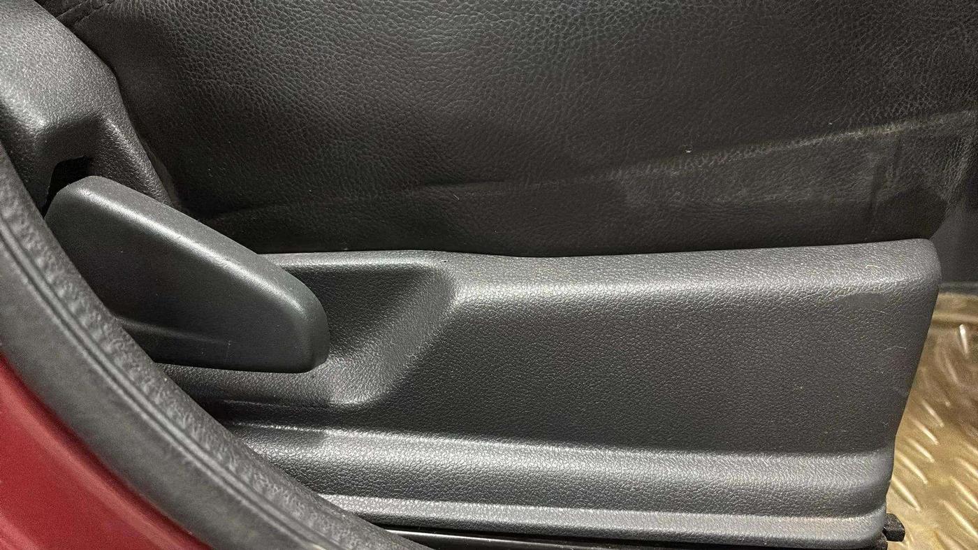 2016 Renault Kwid RXT 0.8, Petrol, Manual, 41,240 km, Driver Side Adjustment Panel