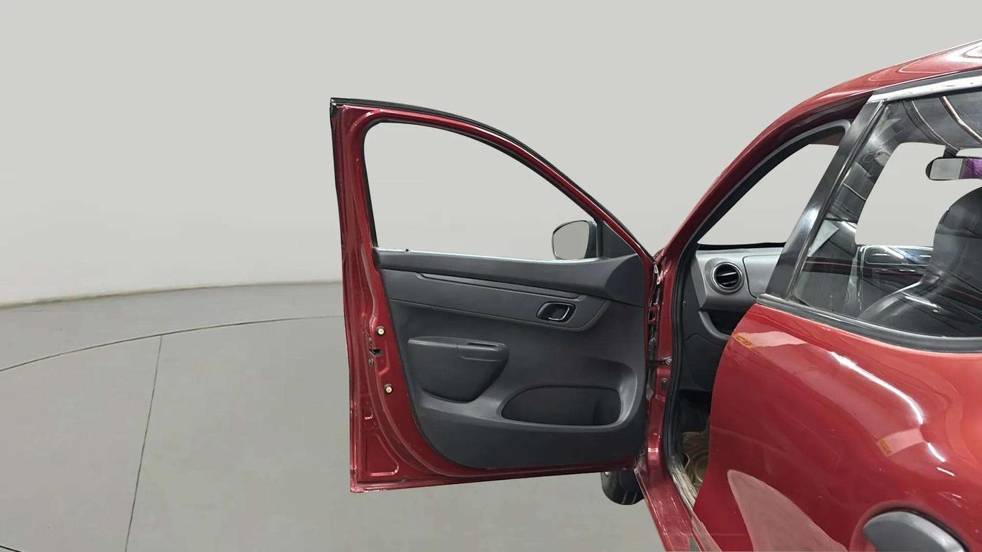2016 Renault Kwid RXT 0.8, Petrol, Manual, 41,240 km, LHS Front Door