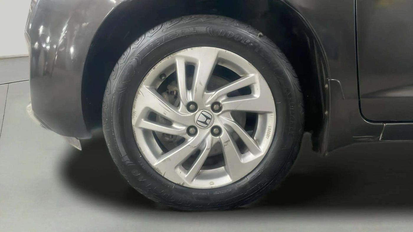 2018 Honda Jazz 1.2L I-VTEC V, Petrol, Manual, 64,299 km, Left Front Wheel