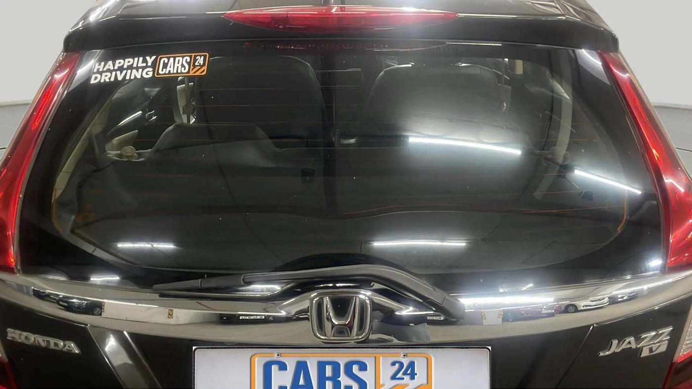 2018 Honda Jazz 1.2L I-VTEC V, Petrol, Manual, 64,299 km, Rear Windshield