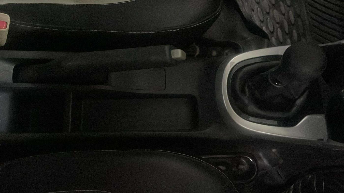 2018 Honda Jazz 1.2L I-VTEC V, Petrol, Manual, 64,299 km, Gear Lever