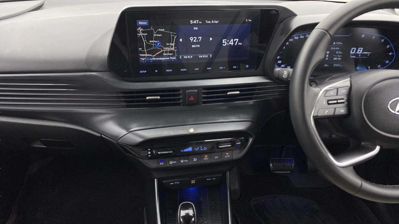 2021 Hyundai NEW I20 ASTA 1.2 AT, Petrol, Automatic, 27,393 km, Air Conditioner
