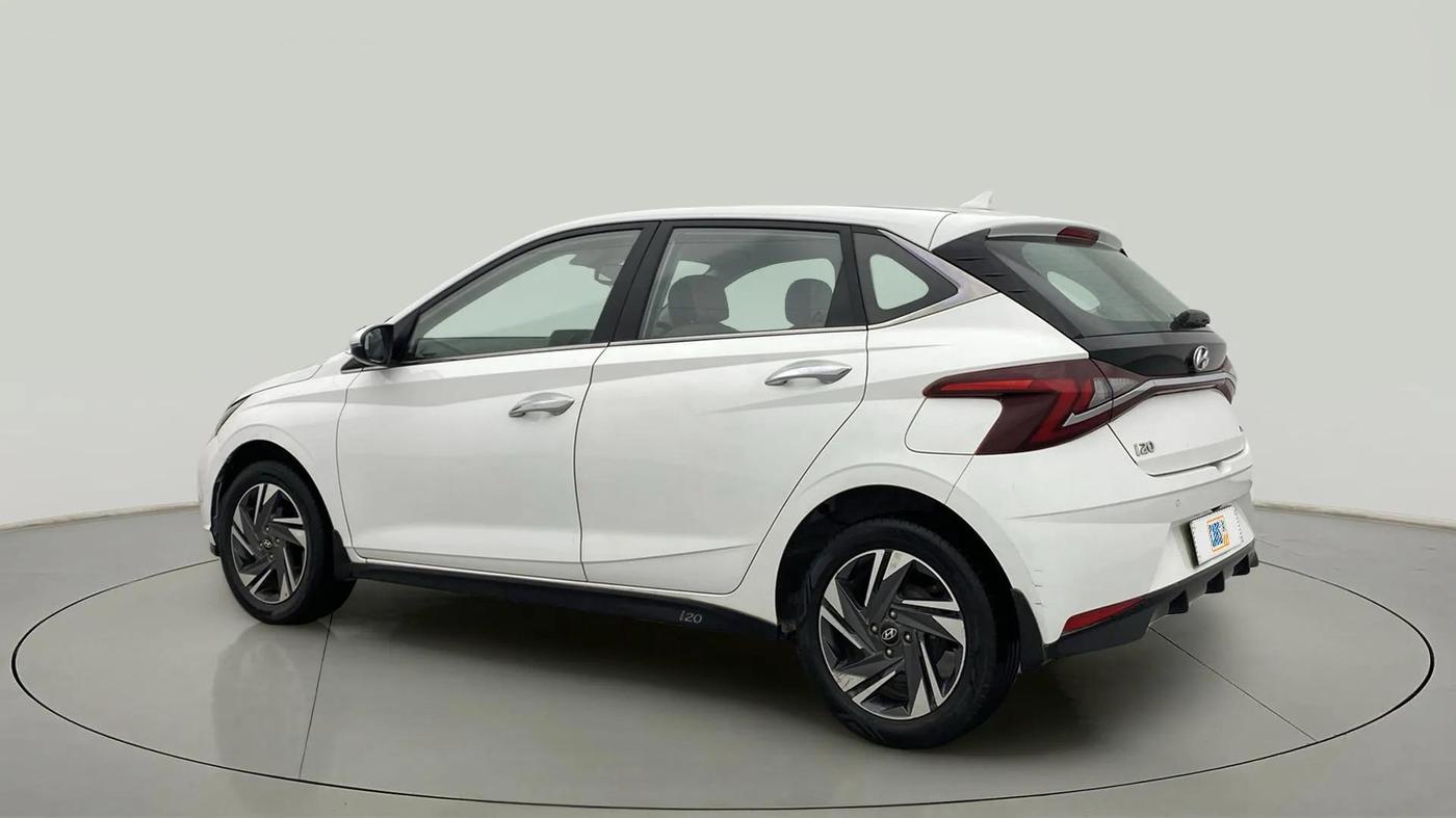 2021 Hyundai NEW I20 ASTA 1.2 AT, Petrol, Automatic, 27,393 km, Left Back Diagonal