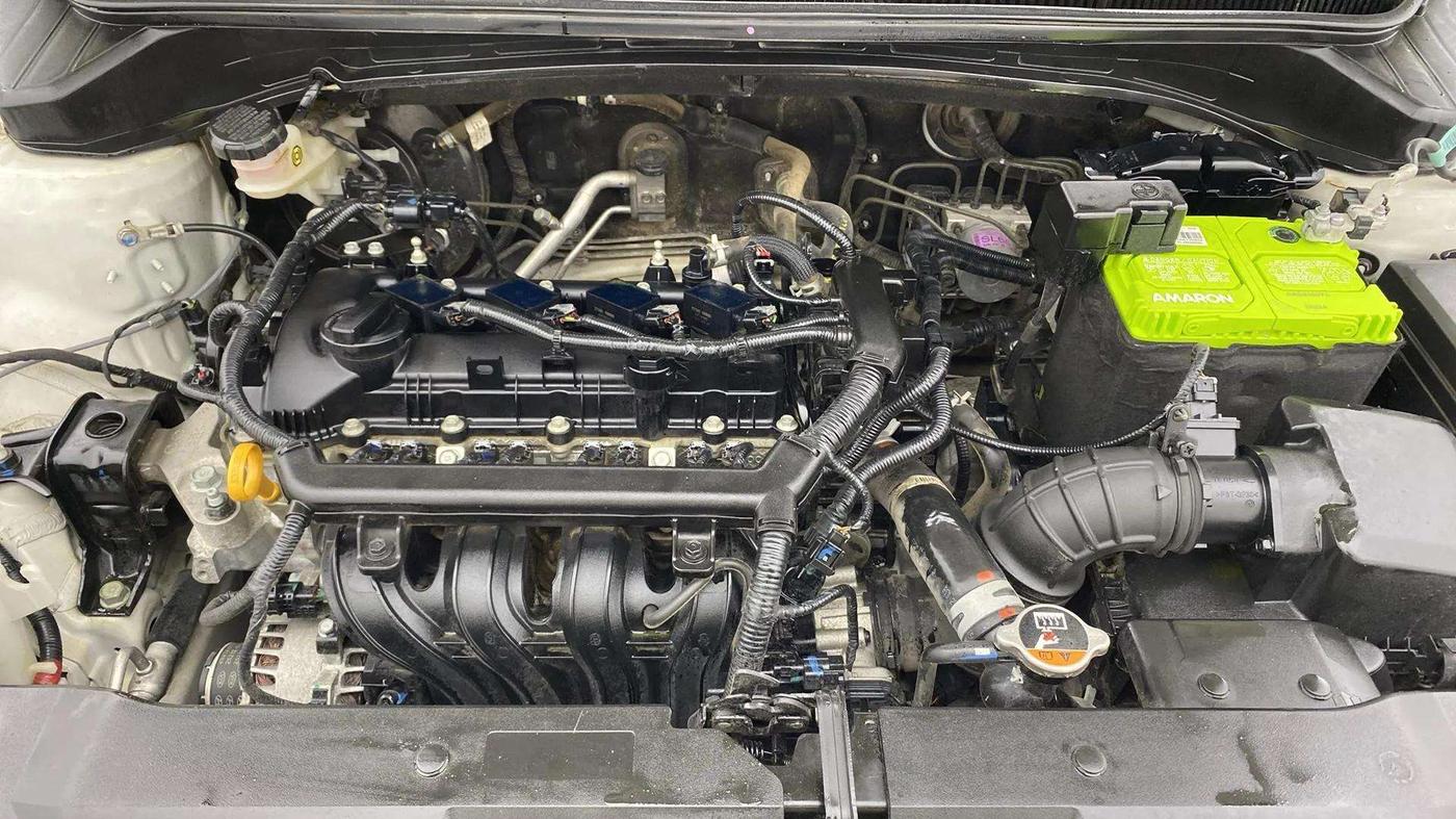 2021 Hyundai NEW I20 ASTA 1.2 AT, Petrol, Automatic, 27,393 km, Engine View