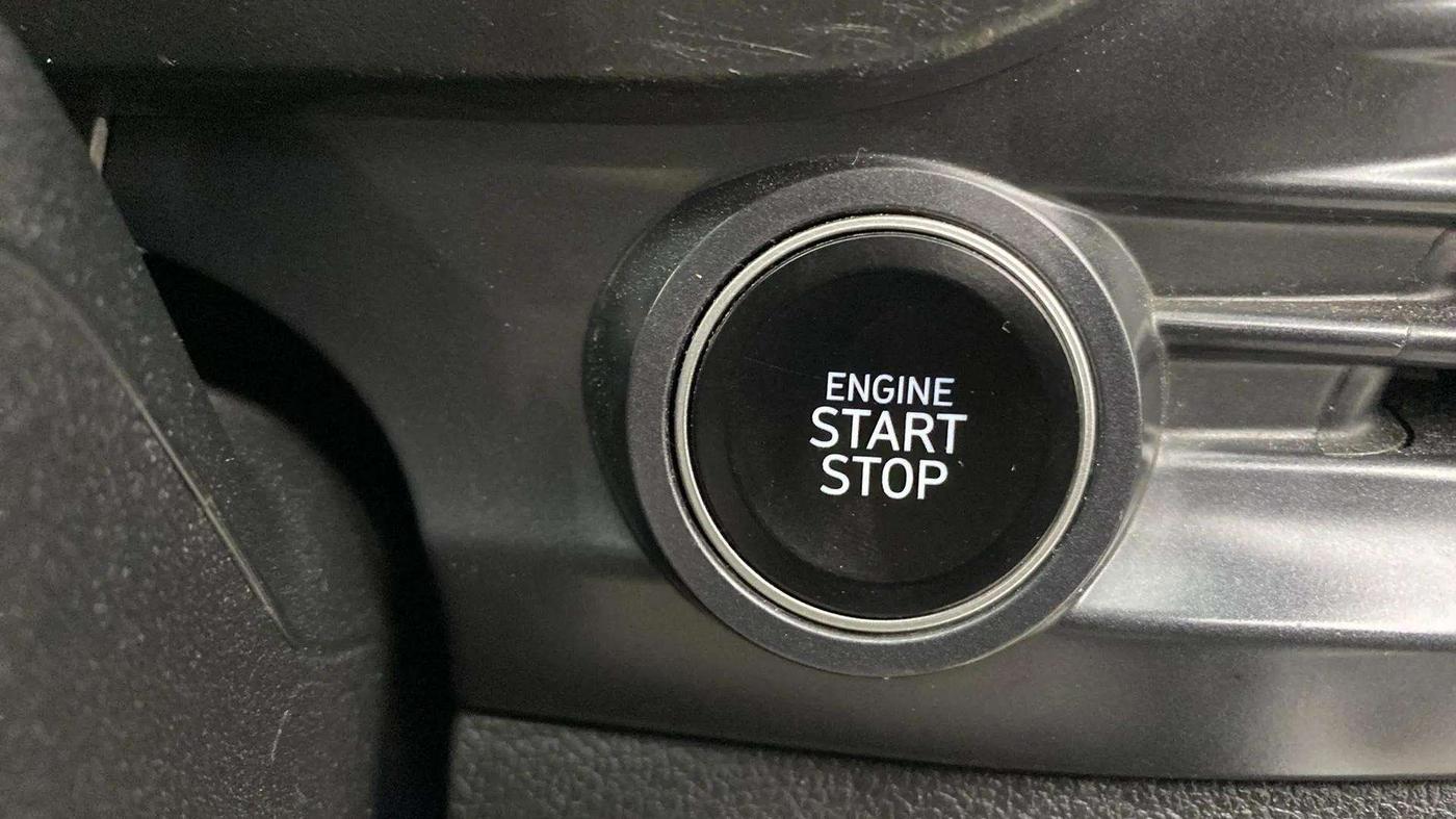 2021 Hyundai NEW I20 ASTA 1.2 AT, Petrol, Automatic, 27,393 km, Keyless Start/ Stop Button