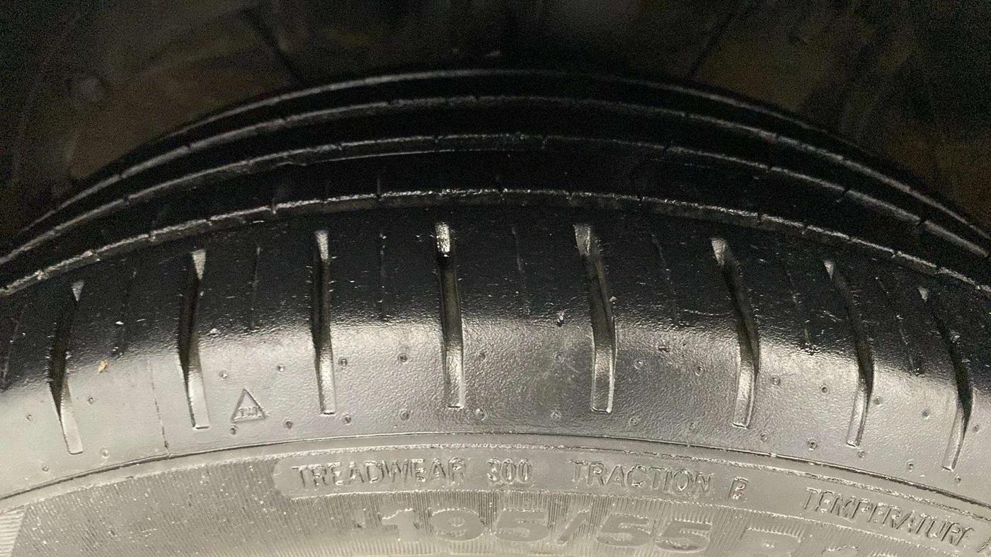2020 Maruti Baleno ZETA CVT PETROL 1.2, Petrol, Automatic, 22,232 km, Left Front Tyre Tread