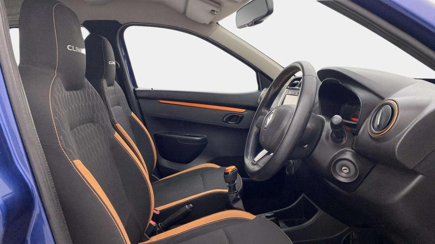 2017 Renault Kwid CLIMBER 1.0, Petrol, Manual, 18,572 km, Right Side Front Door Cabin