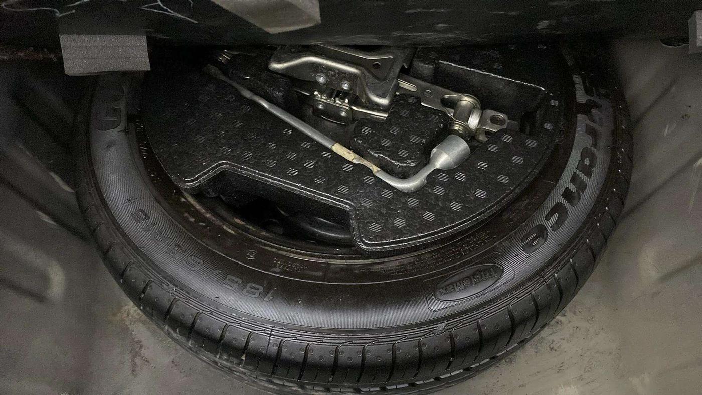 2018 Maruti Ciaz ZETA 1.4  MT PETROL, CNG, Manual, 50,672 km, Spare Tyre