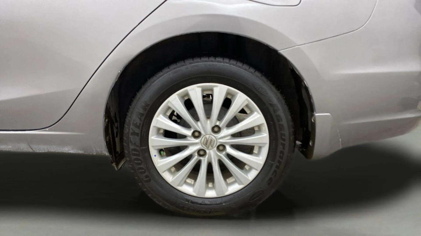 2018 Maruti Ciaz ZETA 1.4  MT PETROL, CNG, Manual, 50,672 km, Left Rear Wheel