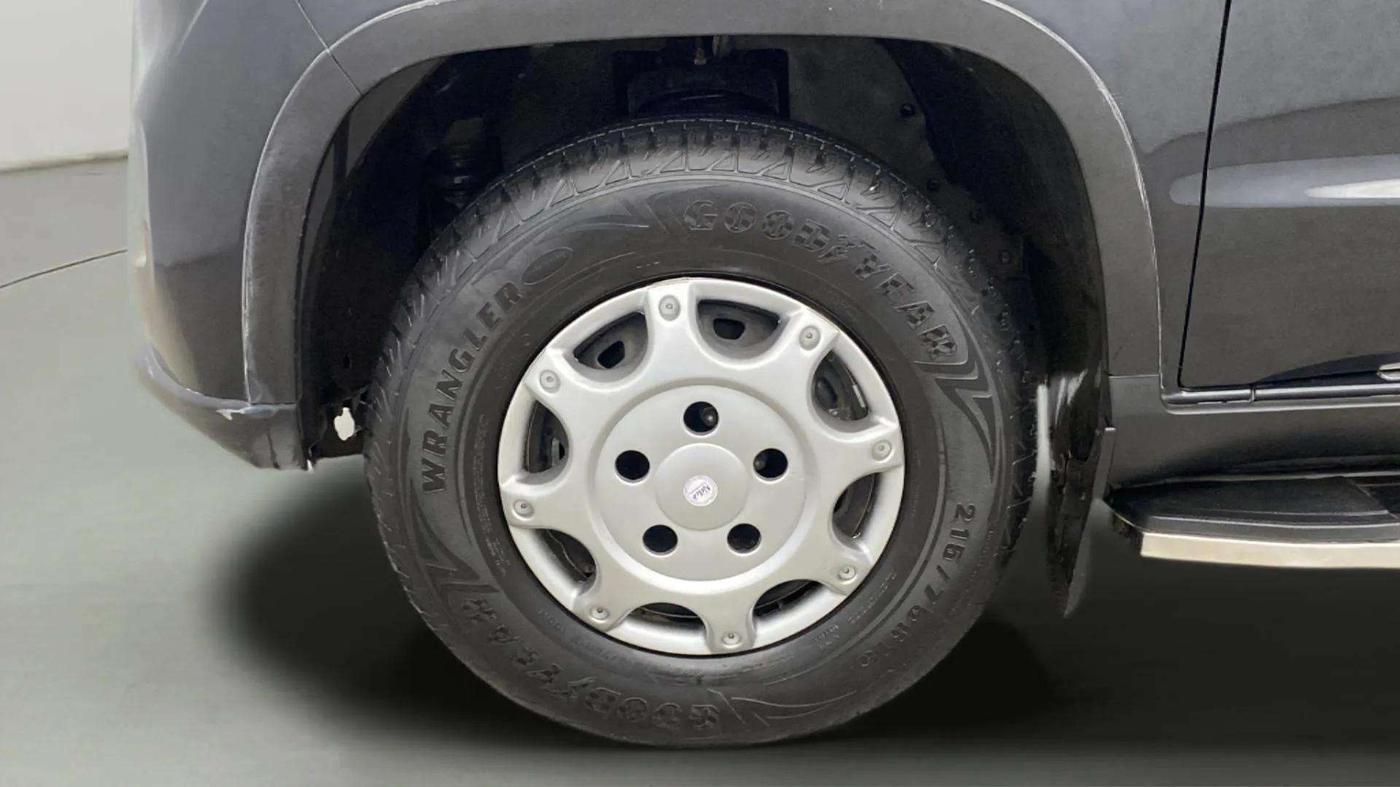 2022 Mahindra BOLERO NEO N 8, Diesel, Manual, 53,850 km, Left Front Wheel