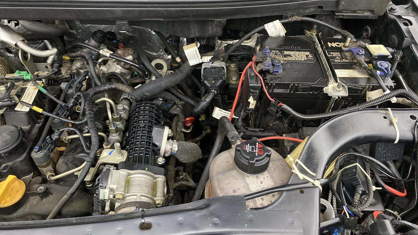 2022 Mahindra BOLERO NEO N 8, Diesel, Manual, 53,850 km, Engine View - Left