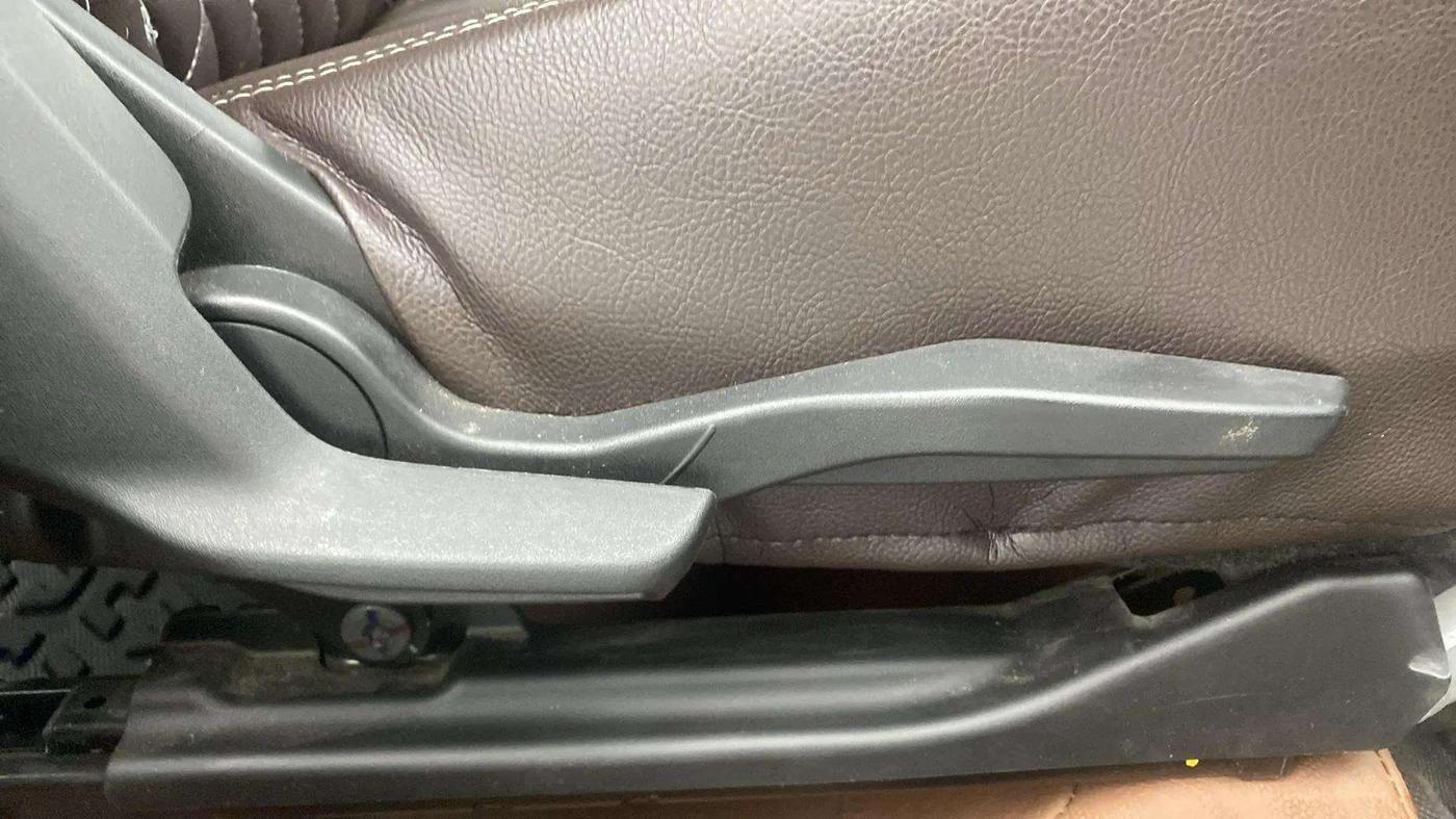 2024 Maruti Baleno ZETA PETROL 1.2, Petrol, Manual, 21,776 km, Driver Side Adjustment Panel