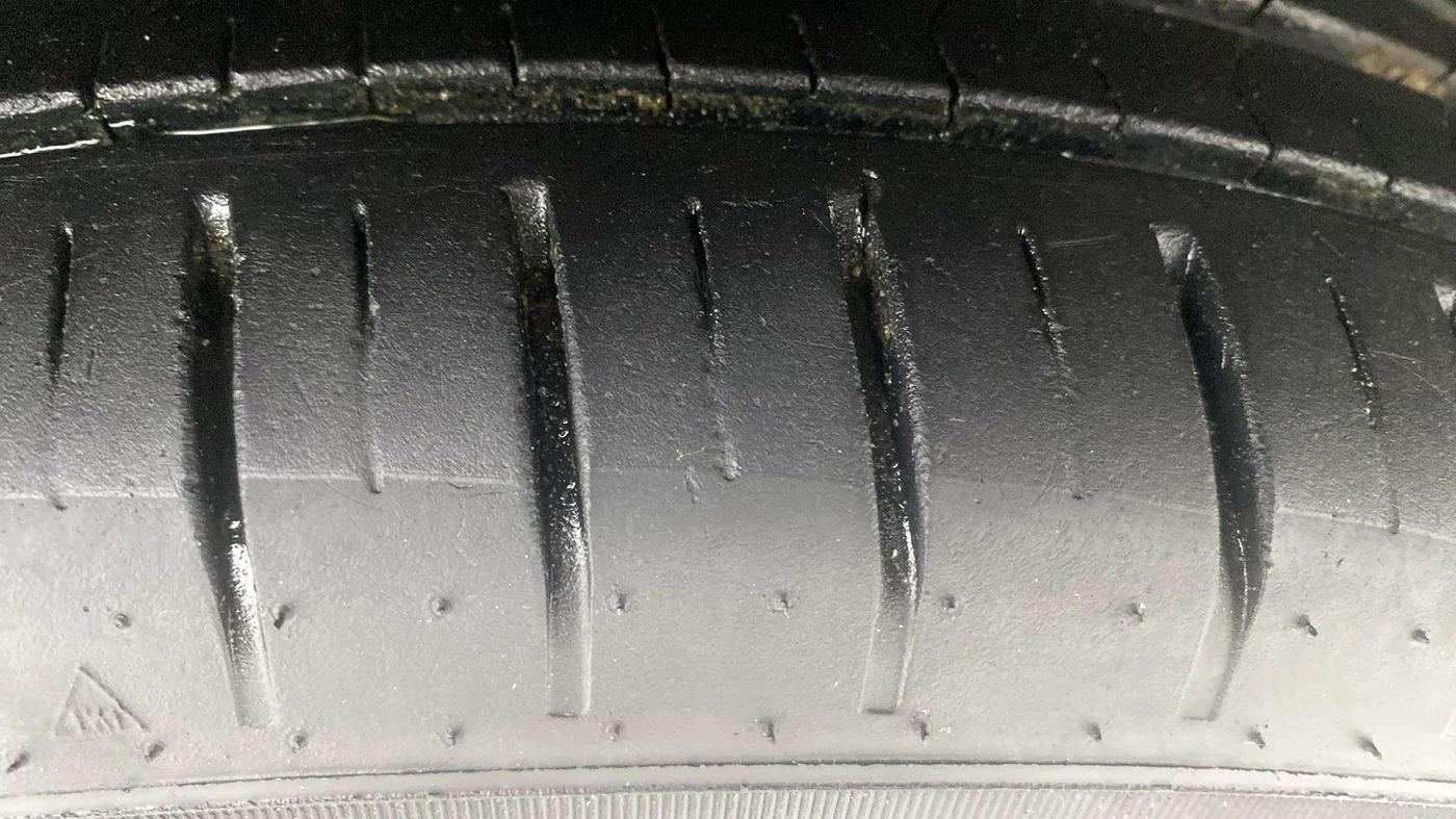 2024 Maruti Baleno ZETA PETROL 1.2, Petrol, Manual, 21,776 km, Right Front Tyre Tread