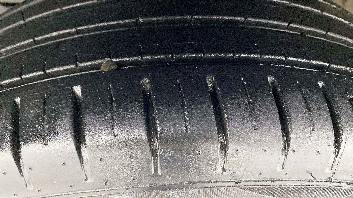 2024 Maruti Baleno ZETA PETROL 1.2, Petrol, Manual, 21,776 km, Left Front Tyre Tread
