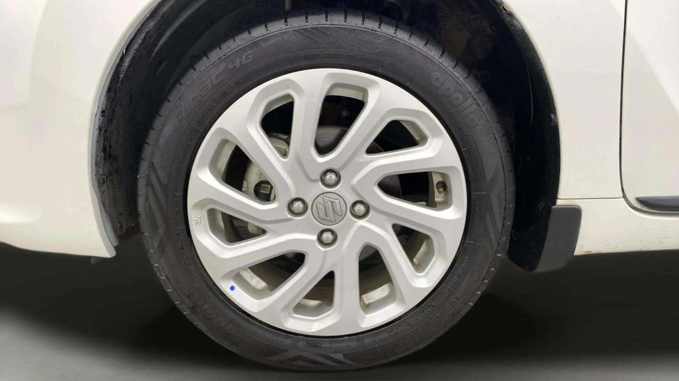 2024 Maruti Baleno ZETA PETROL 1.2, Petrol, Manual, 21,776 km, Left Front Wheel