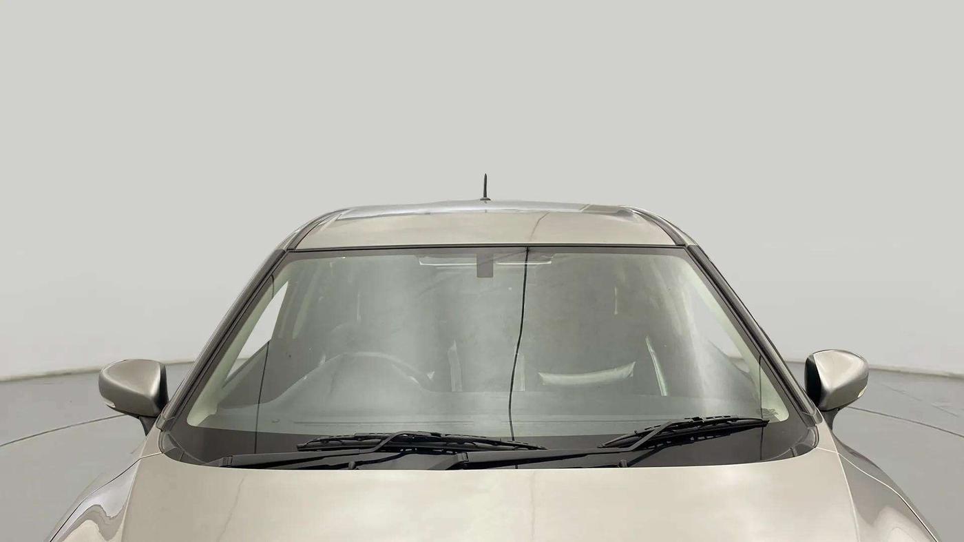 2019 Maruti Baleno ALPHA CVT PETROL 1.2, Petrol, Automatic, 26,001 km, Front Windshield