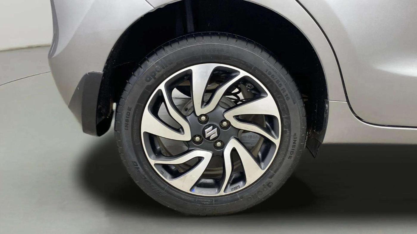 2019 Maruti Baleno ALPHA CVT PETROL 1.2, Petrol, Automatic, 26,001 km, Right Rear Wheel
