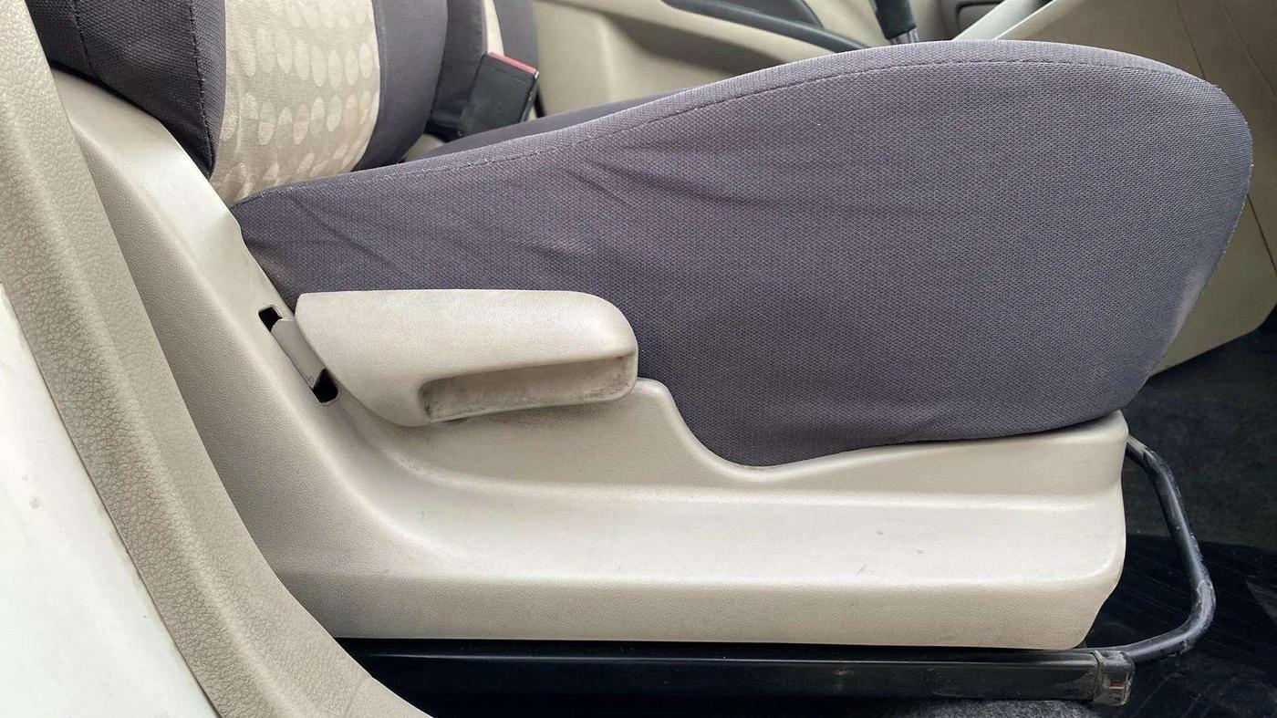 2015 Maruti Celerio VXI AMT, Petrol, Automatic, 31,160 km, Driver Side Adjustment Panel