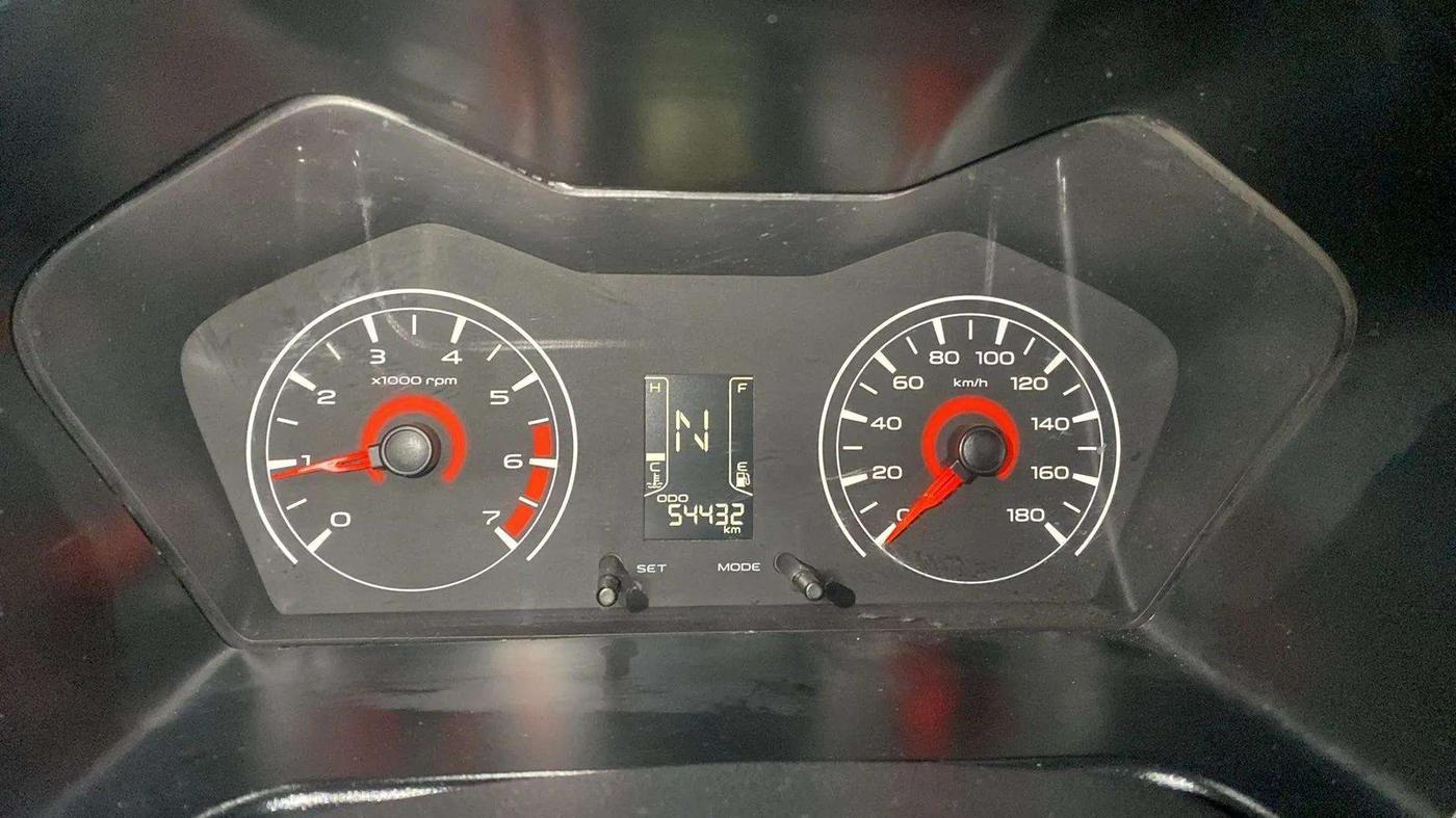 2018 Mahindra KUV 100 NXT K4+ P 6 STR, Petrol, Manual, 54,570 km, Odometer Image