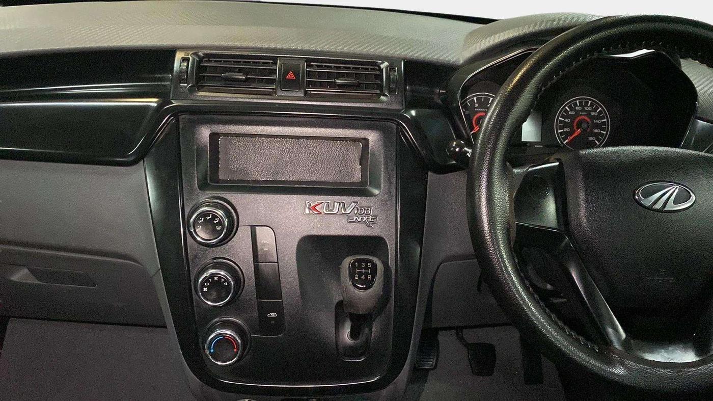 2018 Mahindra KUV 100 NXT K4+ P 6 STR, Petrol, Manual, 54,570 km, Air Conditioner