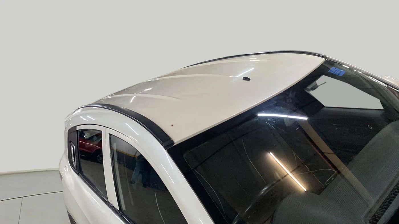 2018 Mahindra KUV 100 NXT K4+ P 6 STR, Petrol, Manual, 54,570 km, Roof