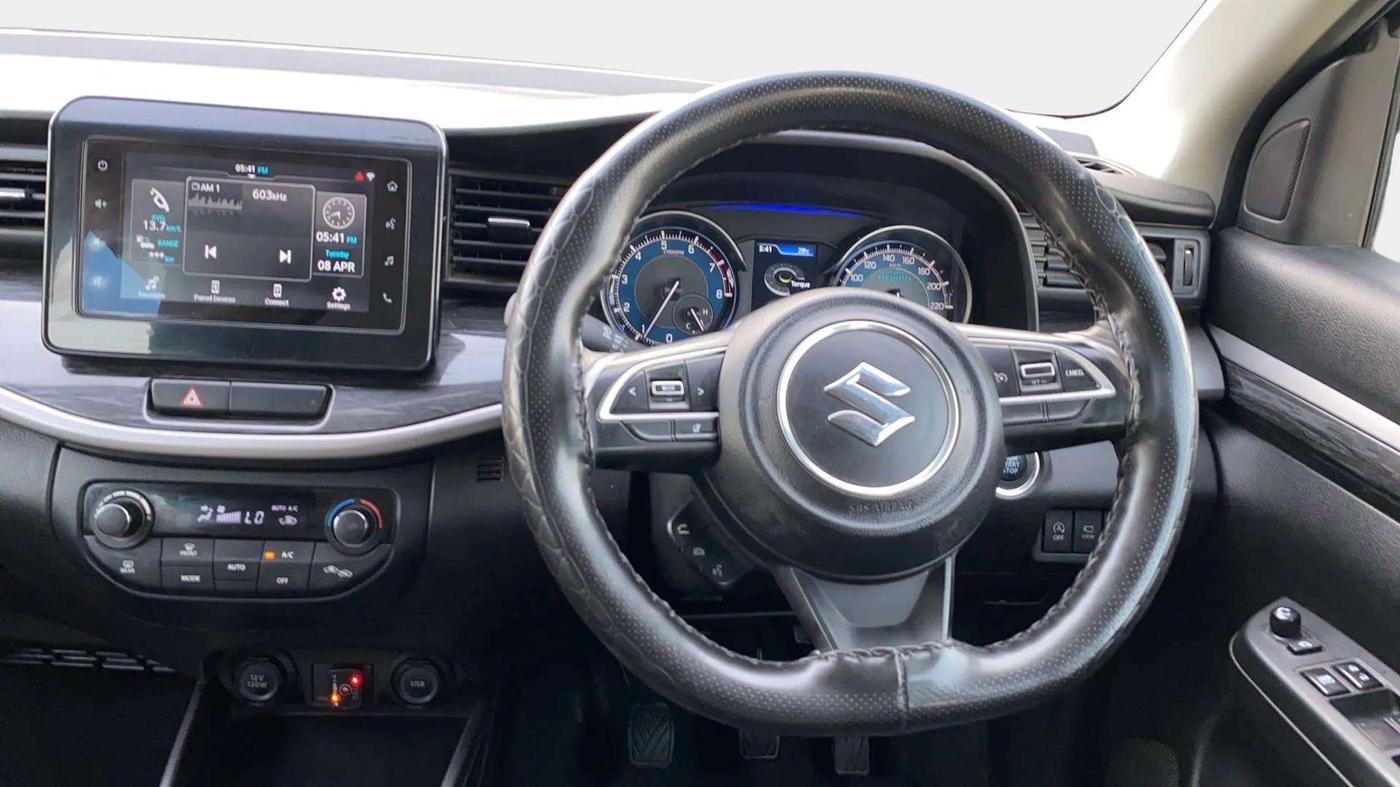 2022 Maruti XL6 ALPHA MT, CNG, Manual, 63,764 km, Steering Wheel Close Up