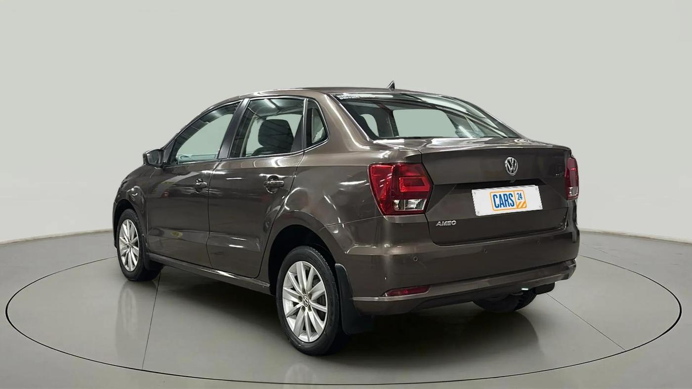 2017 Volkswagen Ameo HIGHLINE1.2L, Petrol, Manual, 39,144 km, Left Back Diagonal