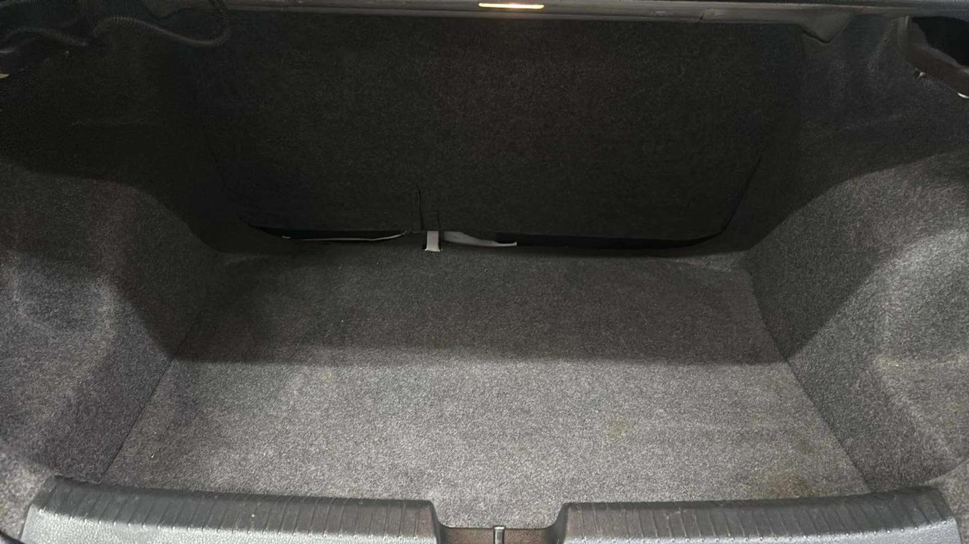 2017 Volkswagen Ameo HIGHLINE1.2L, Petrol, Manual, 39,144 km, Boot Inside
