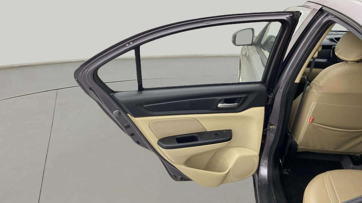 2020 Honda Amaze 1.2L I-VTEC VX, Petrol, Manual, 23,332 km, LHS Rear Door