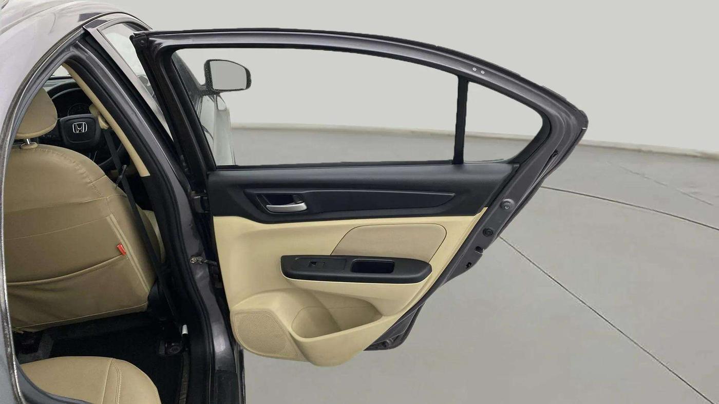 2020 Honda Amaze 1.2L I-VTEC VX, Petrol, Manual, 23,332 km, RHS Rear Door