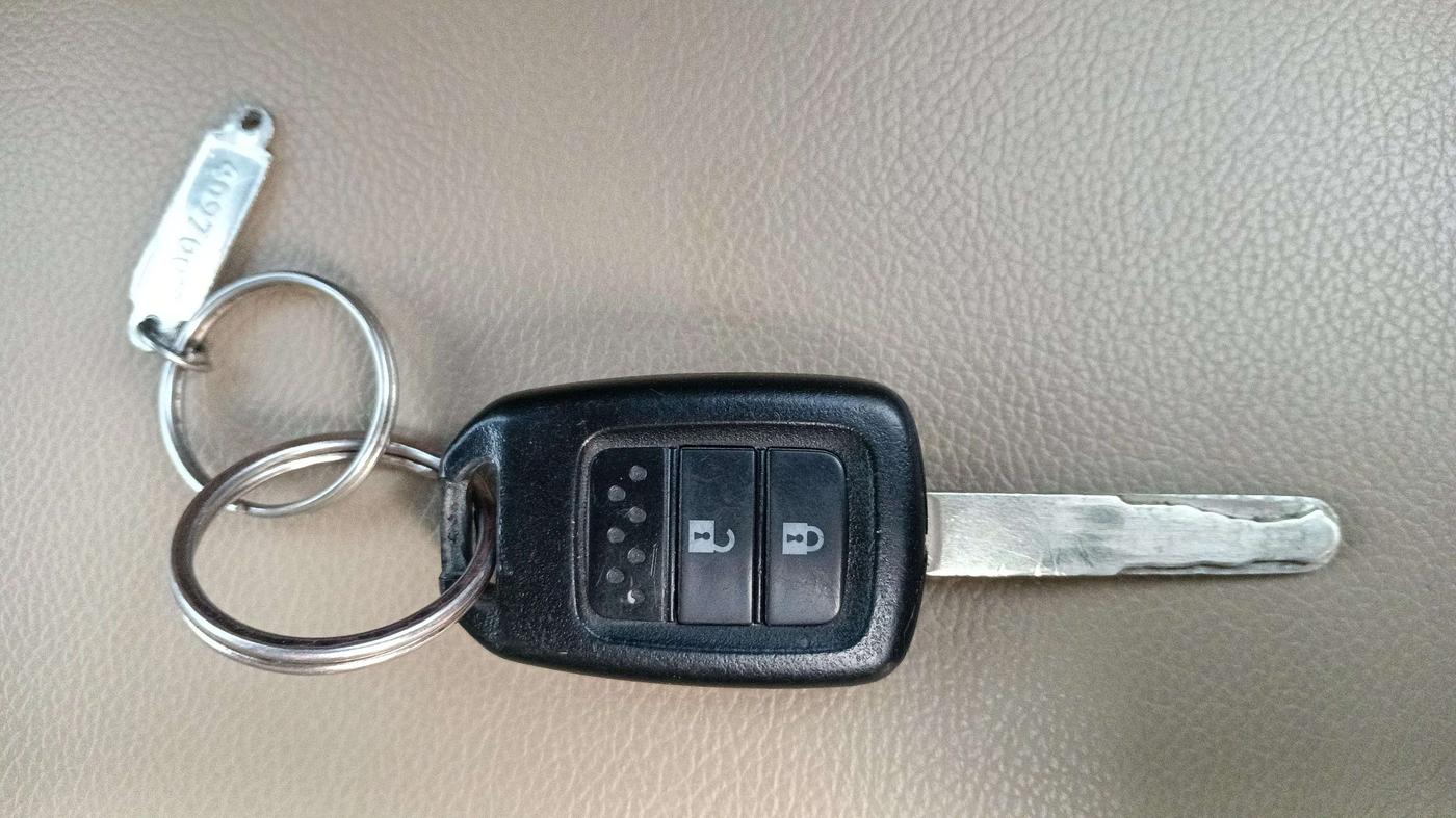 2021 Honda Amaze 1.2L I-VTEC S, Petrol, Manual, 52,618 km, Key Close Up