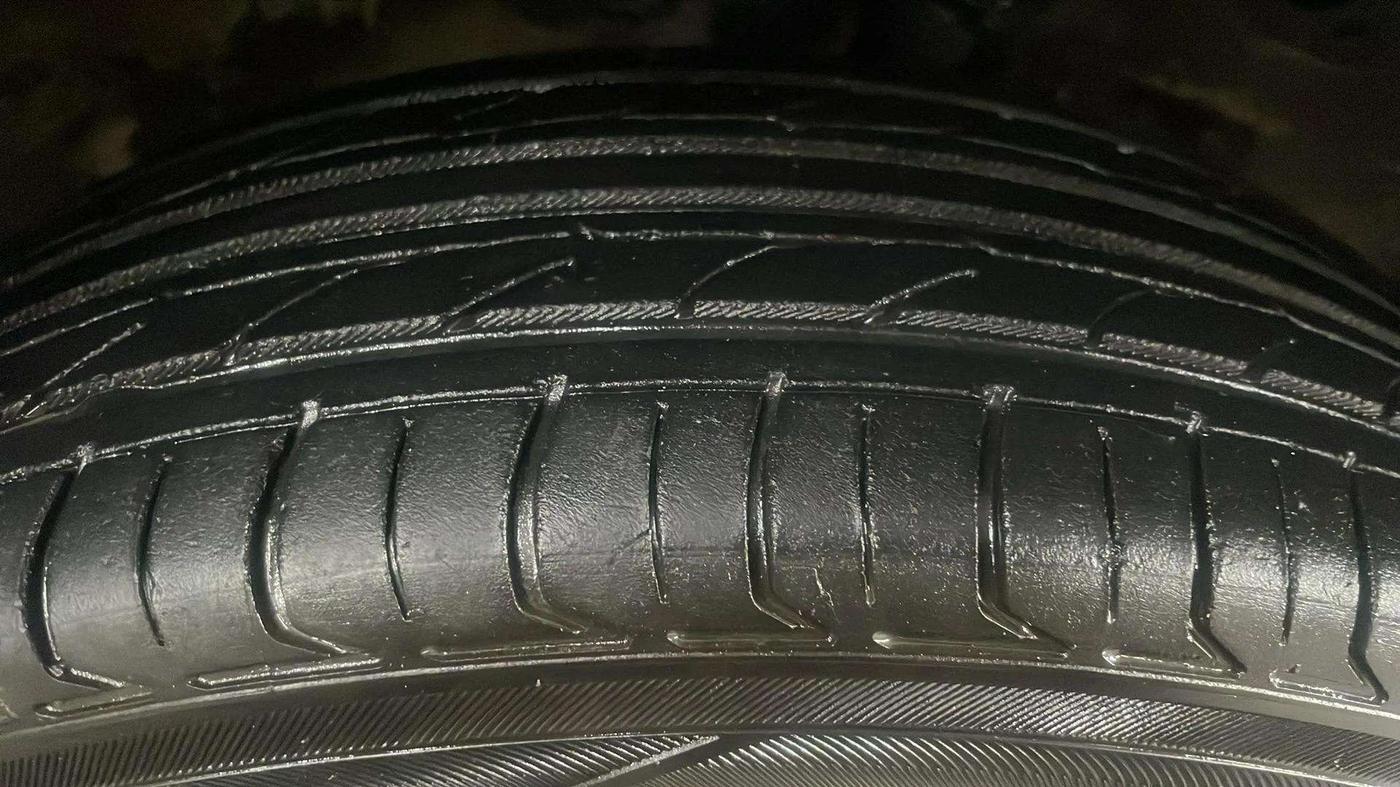 2016 Maruti Wagon R 1.0 VXI AMT, Petrol, Automatic, 55,182 km, Left Rear Tyre Tread