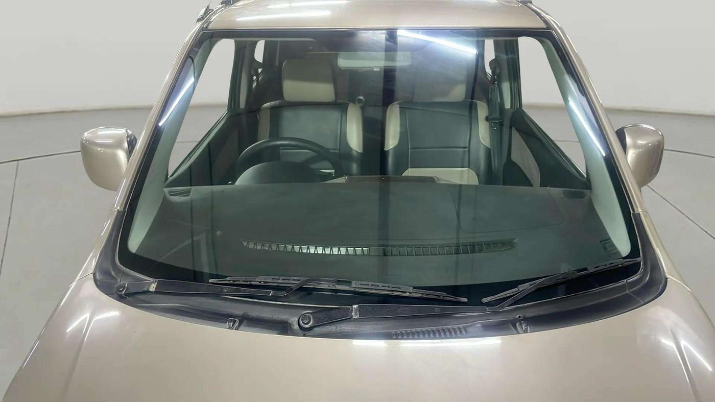 2016 Maruti Wagon R 1.0 VXI AMT, Petrol, Automatic, 55,182 km, Front Windshield