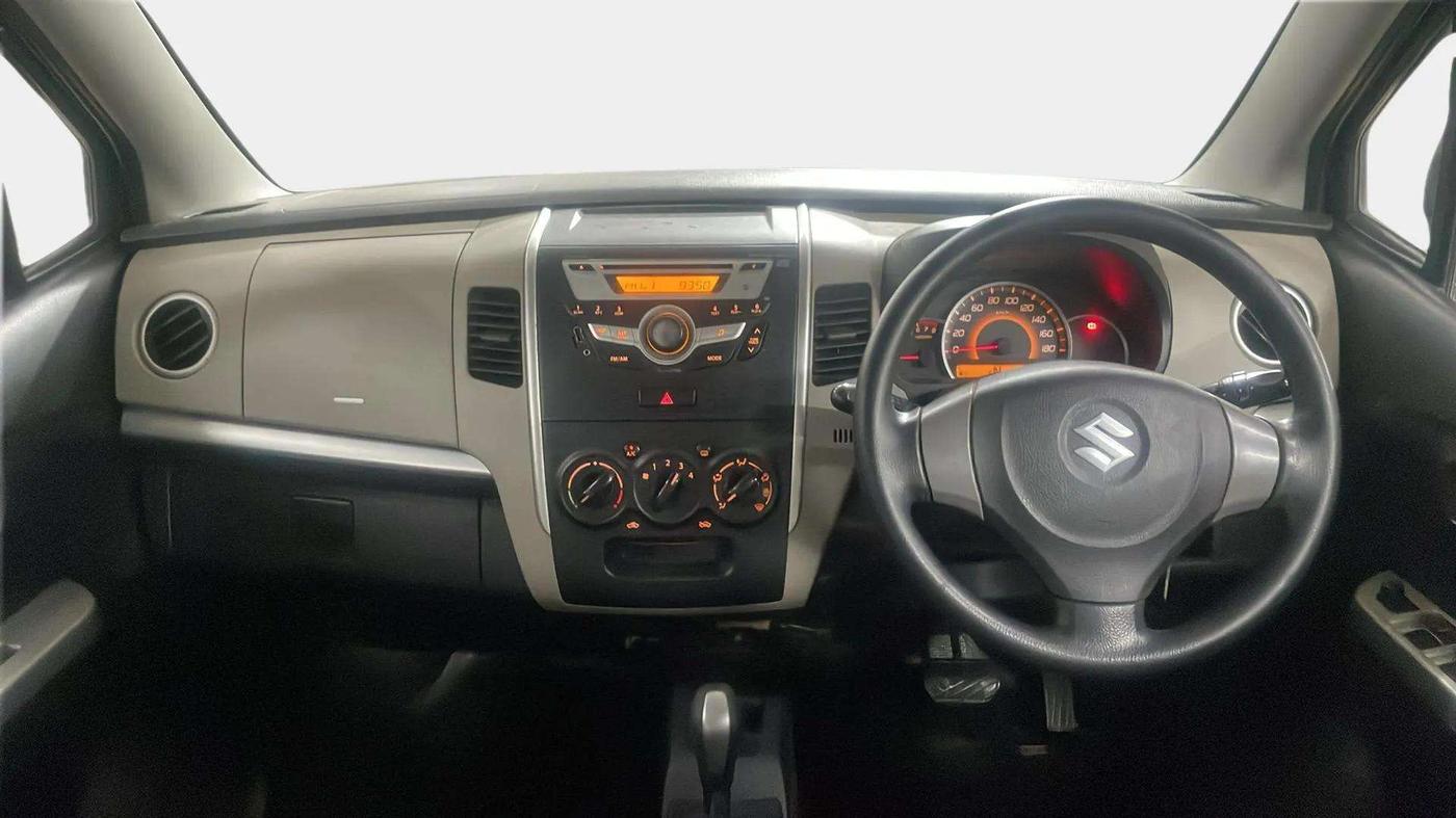 2016 Maruti Wagon R 1.0 VXI AMT, Petrol, Automatic, 55,182 km, Dashboard