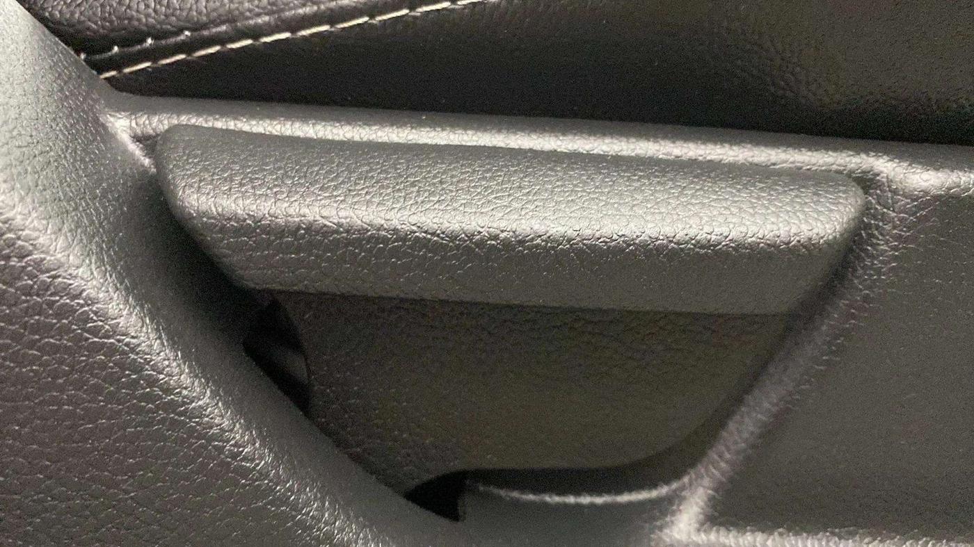 2017 Hyundai Eon ERA +, Petrol, Manual, 54,445 km, Driver Side Adjustment Panel