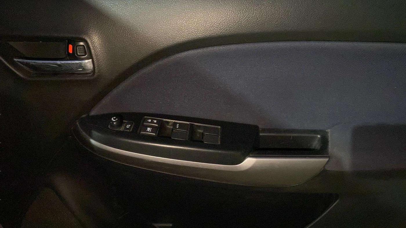 2020 Maruti Baleno DELTA PETROL 1.2, Petrol, Manual, 43,450 km, Driver Side Door Panels Control