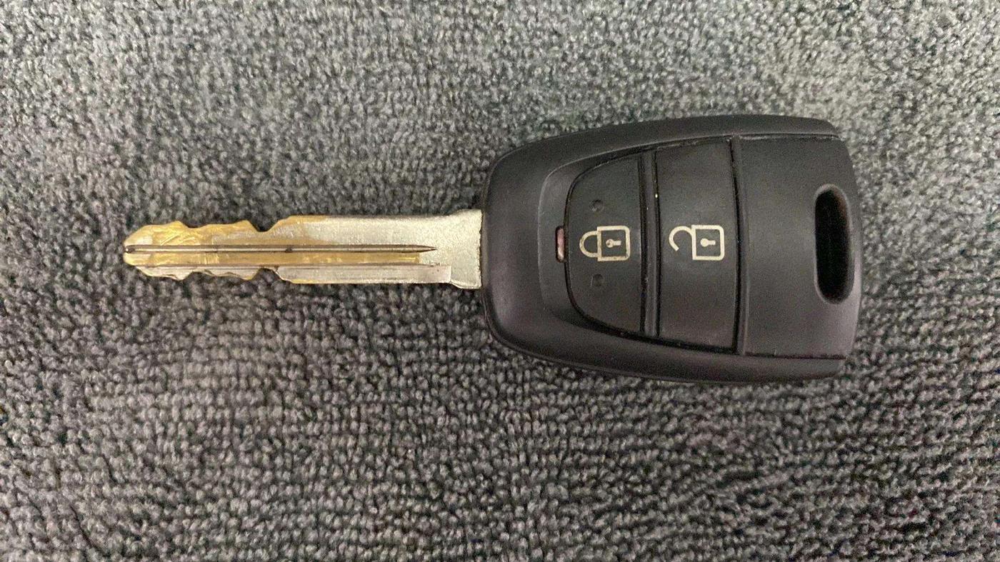 2019 Hyundai NEW SANTRO SPORTZ MT, Petrol, Manual, 33,002 km, Key Close Up