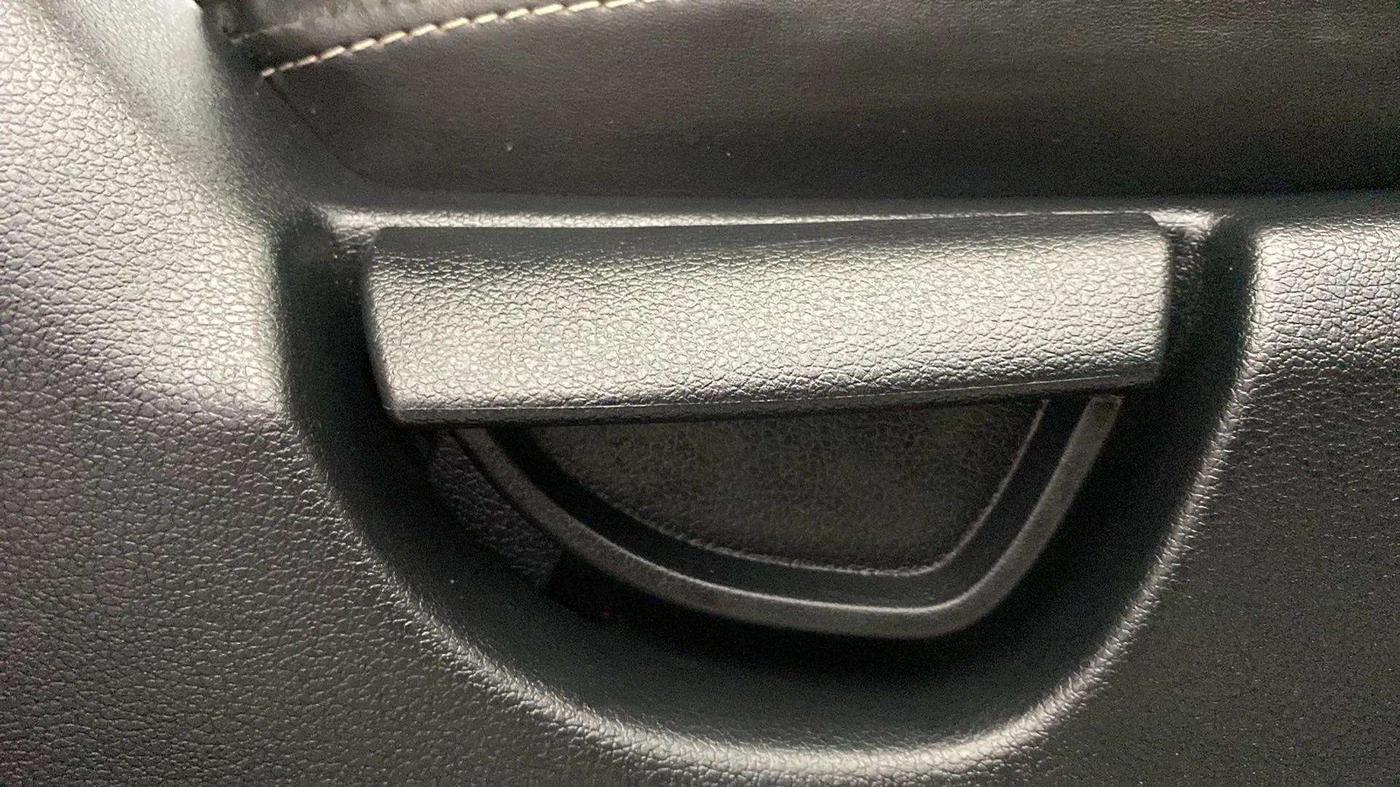 2019 Hyundai NEW SANTRO SPORTZ MT, Petrol, Manual, 33,002 km, Driver Side Adjustment Panel