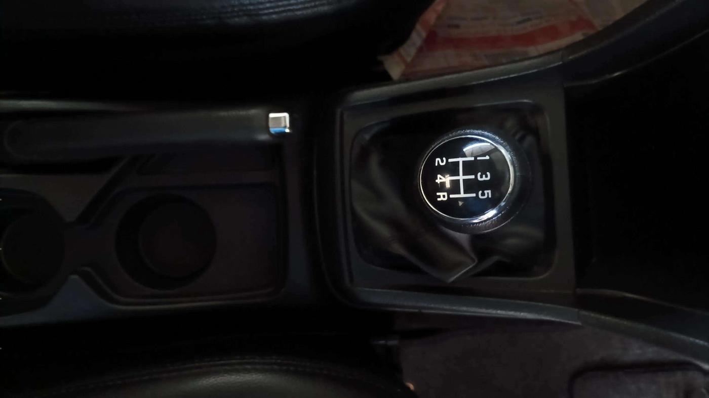 2019 Maruti Vitara Brezza ZDI PLUS DUAL TONE, Diesel, Manual, 40,179 km, Gear Lever
