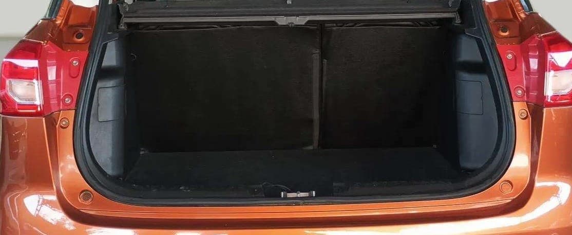 2019 Maruti Vitara Brezza ZDI PLUS DUAL TONE, Diesel, Manual, 40,179 km, Boot Inside