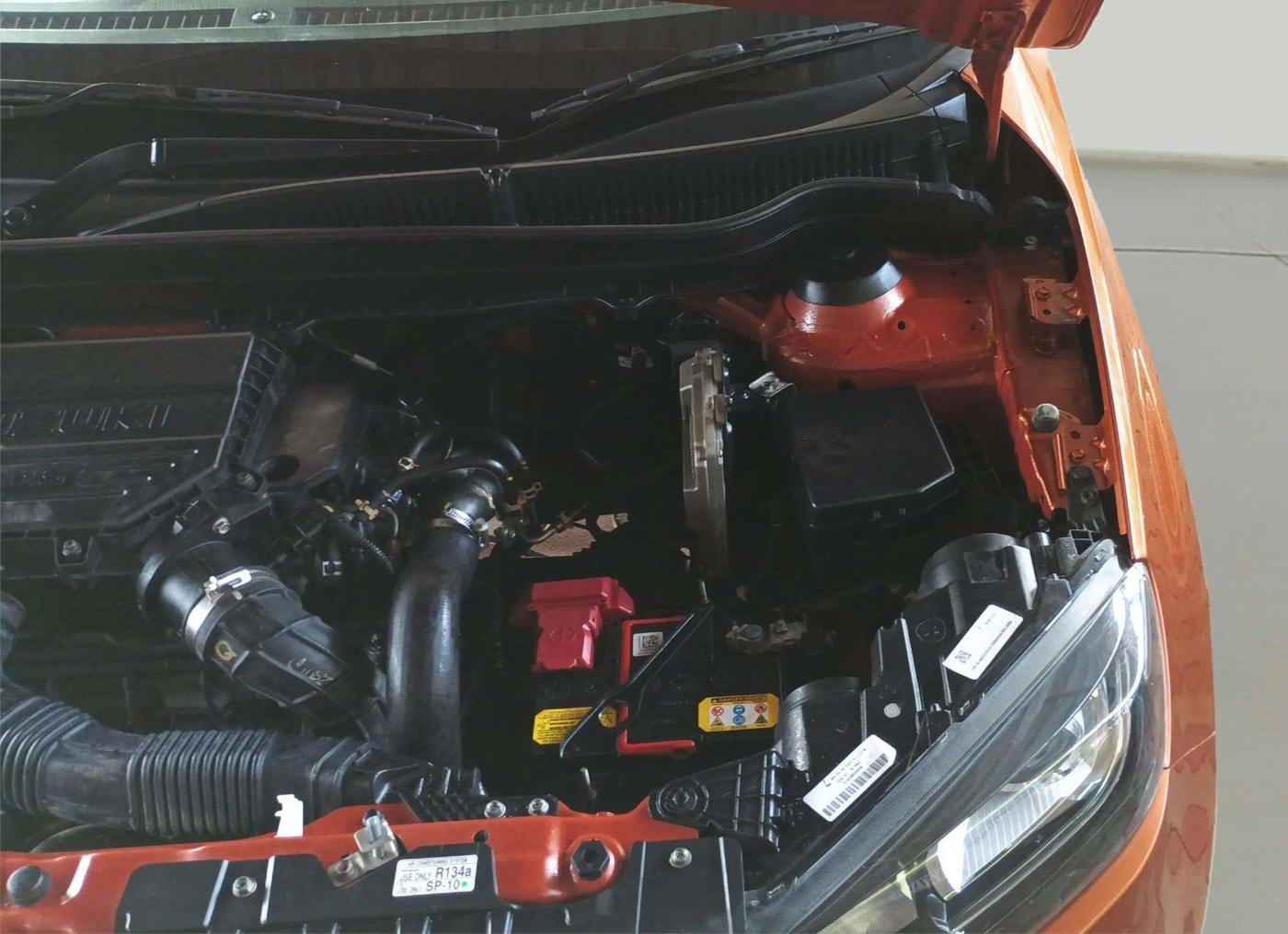 2019 Maruti Vitara Brezza ZDI PLUS DUAL TONE, Diesel, Manual, 40,179 km, Engine View - Left