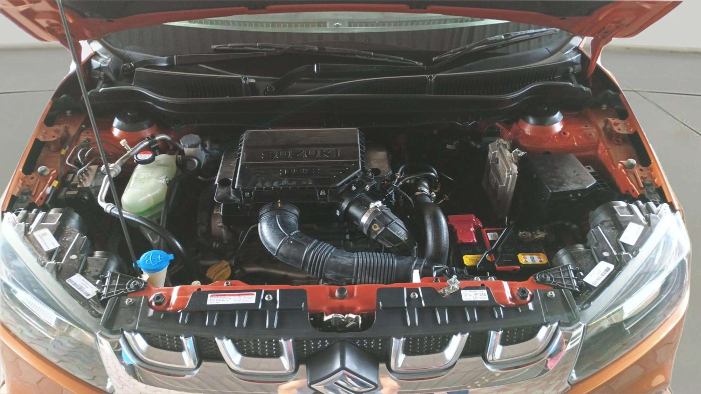 2019 Maruti Vitara Brezza ZDI PLUS DUAL TONE, Diesel, Manual, 40,179 km, Engine View