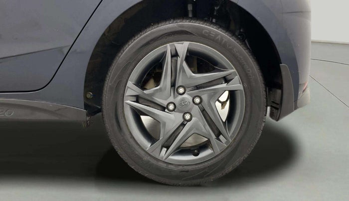 2021 Hyundai NEW I20 SPORTZ 1.2 MT, Petrol, Manual, 18,200 km, Left Rear Wheel