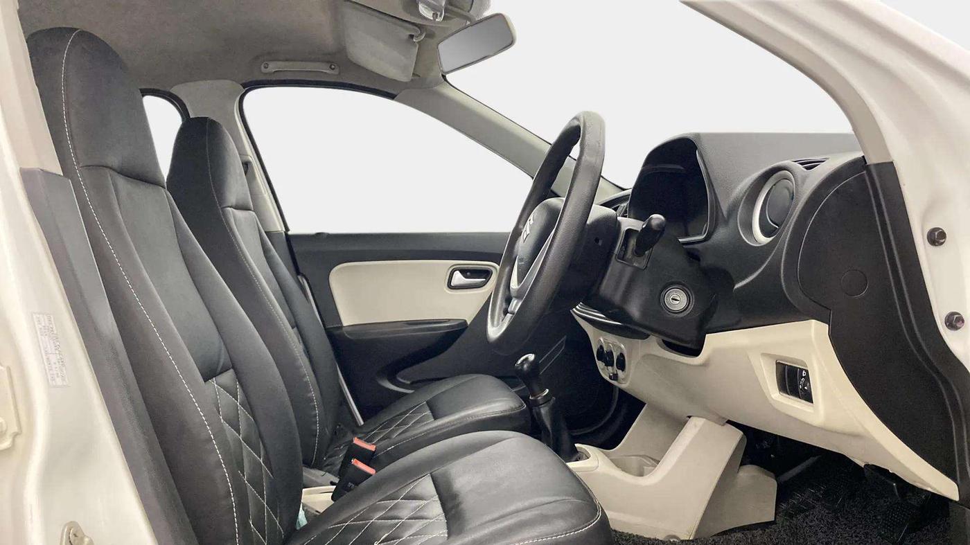 2019 Maruti Alto LXI, Petrol, Manual, 44,383 km, Right Side Front Door Cabin