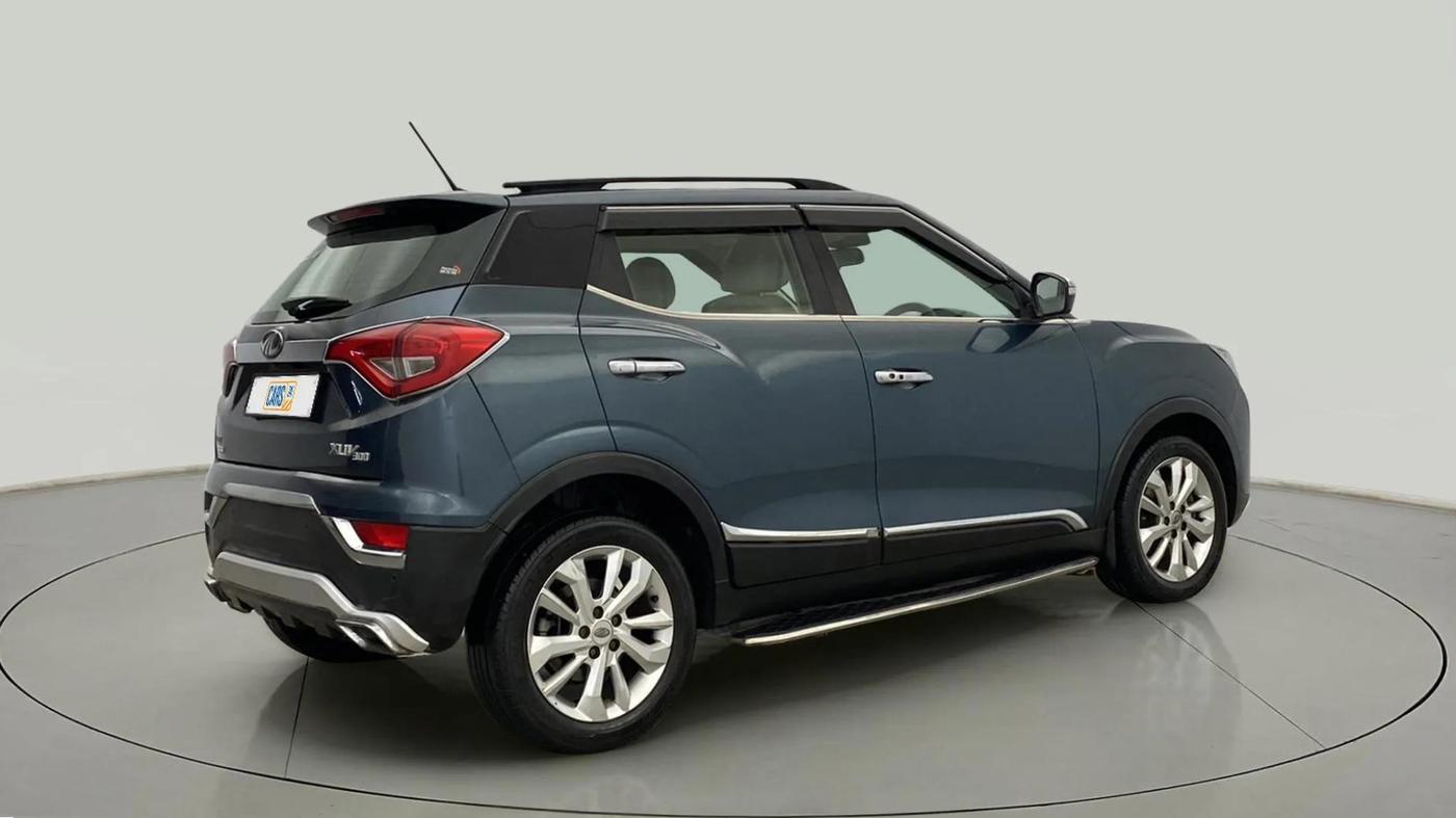 2020 Mahindra XUV300 W8 1.5 DIESEL AMT, Diesel, Automatic, 39,893 km, Right Back Diagonal