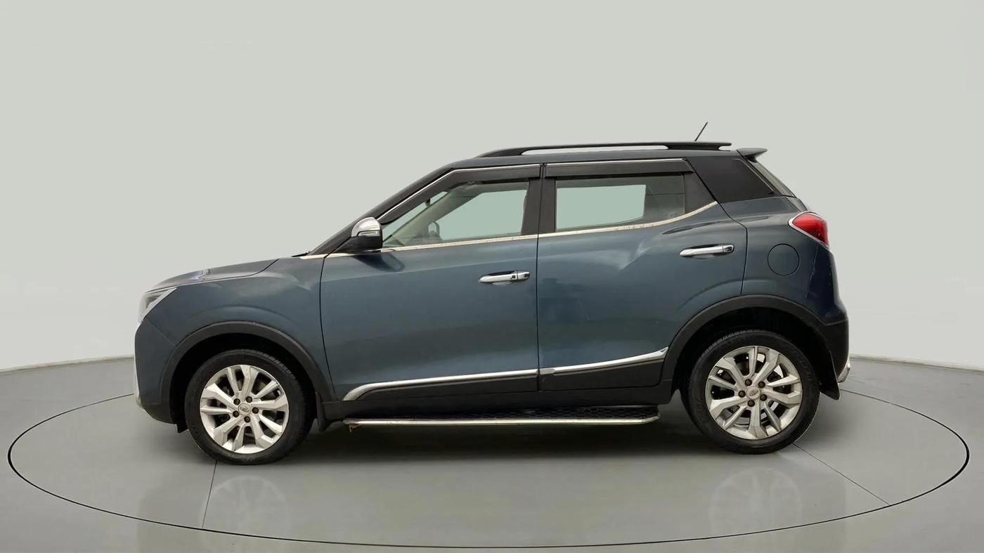 2020 Mahindra XUV300 W8 1.5 DIESEL AMT, Diesel, Automatic, 39,893 km, Left Side
