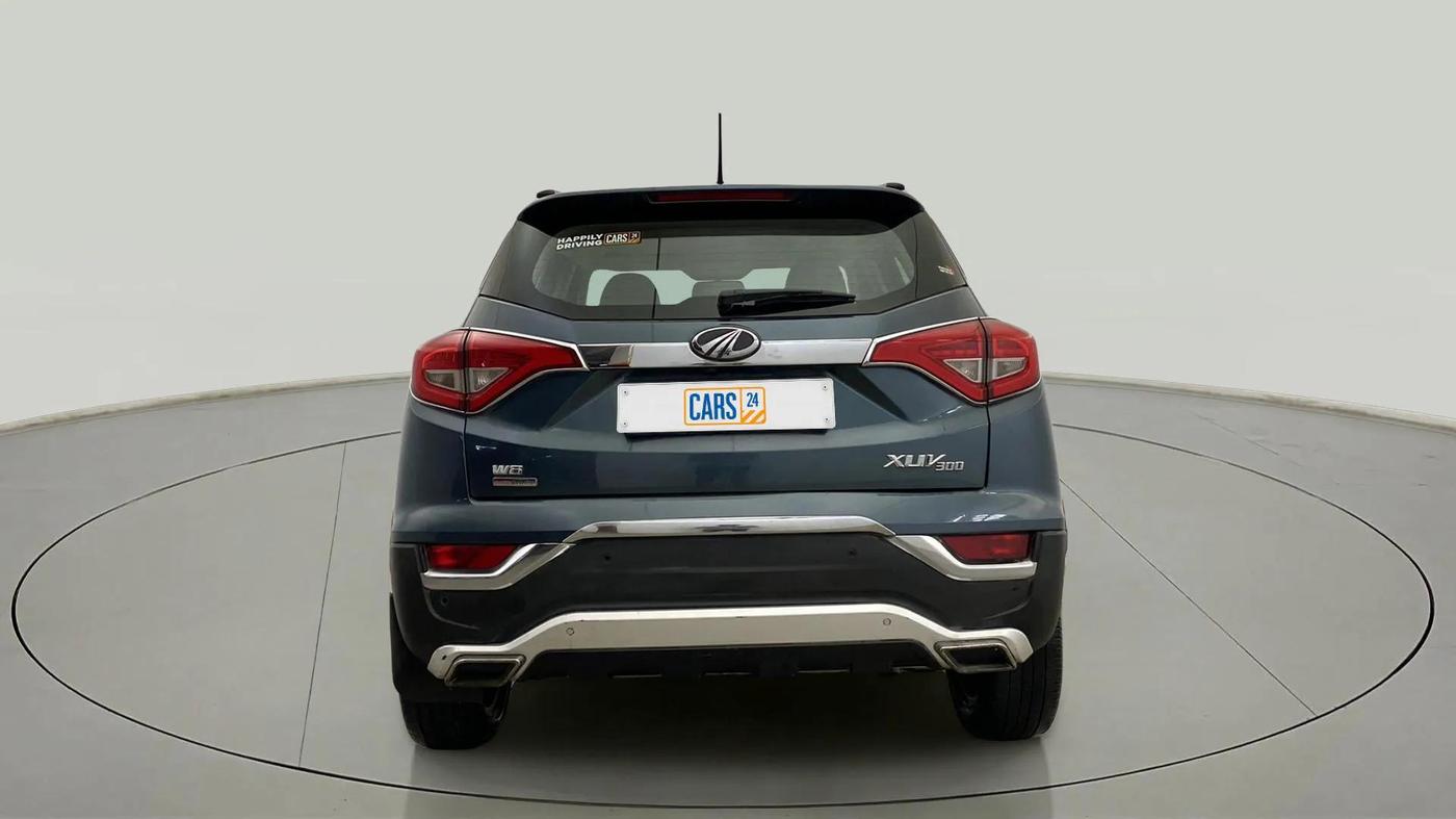 2020 Mahindra XUV300 W8 1.5 DIESEL AMT, Diesel, Automatic, 39,893 km, Back/Rear