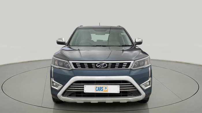 2020 Mahindra XUV300 W8 1.5 DIESEL AMT, Diesel, Automatic, 39,893 km, Front