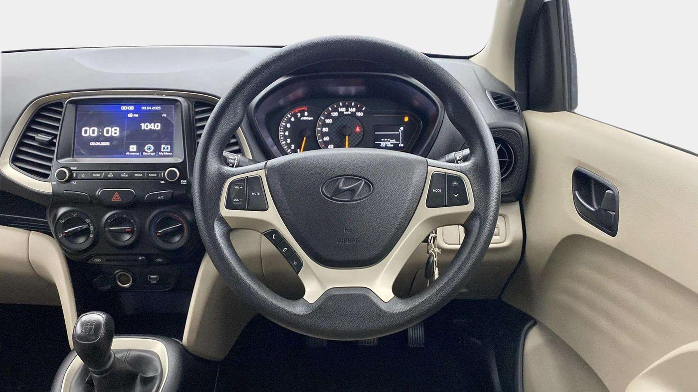 2021 Hyundai NEW SANTRO SPORTZ MT, Petrol, Manual, 2,323 km, Steering Wheel Close Up