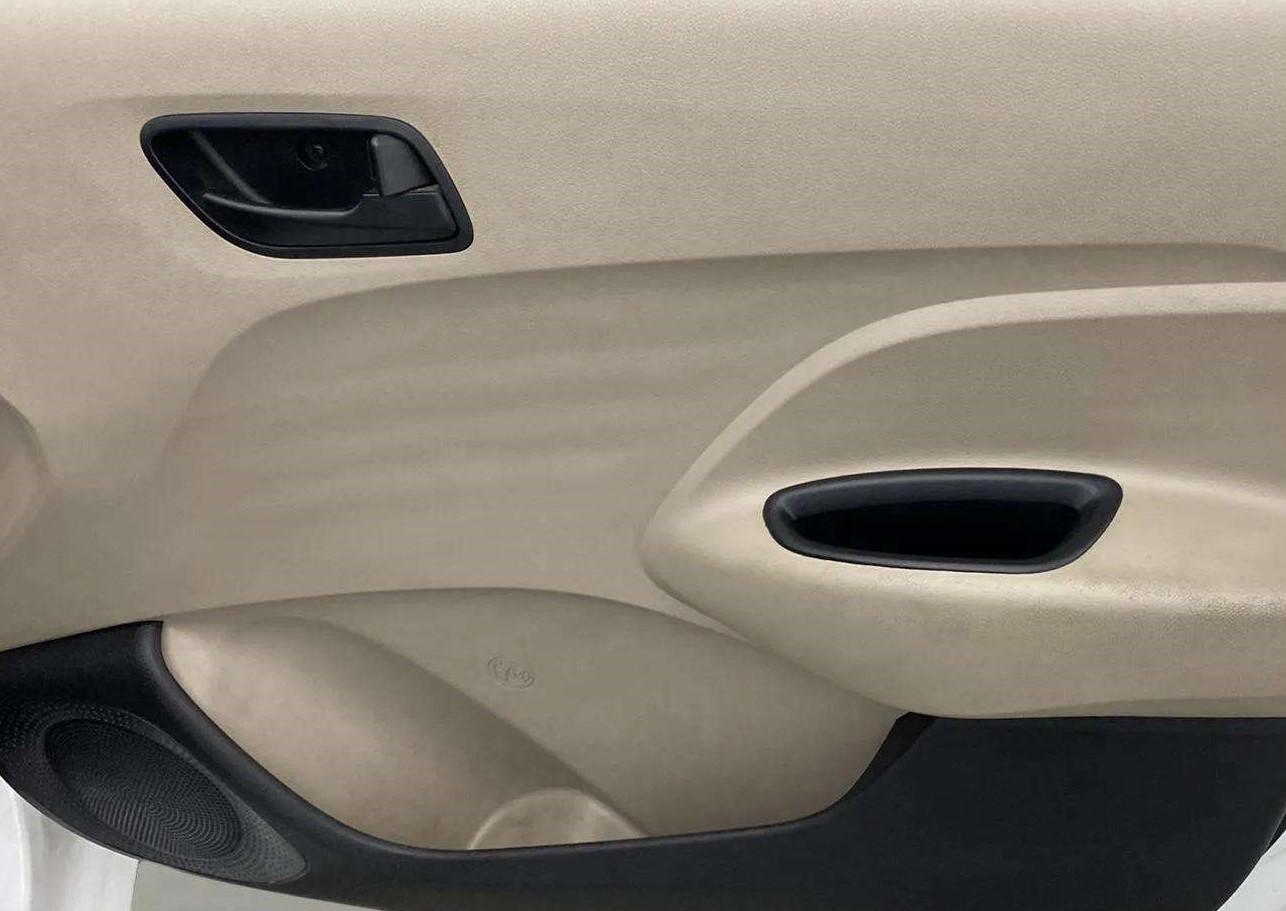 2021 Hyundai NEW SANTRO SPORTZ MT, Petrol, Manual, 2,323 km, Driver Side Door Panels Control